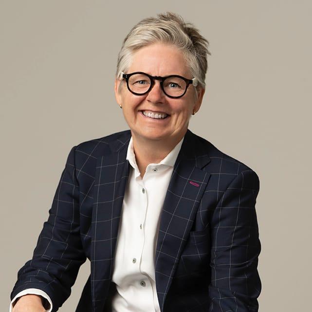 Headshot of Dr. Lesley Brown